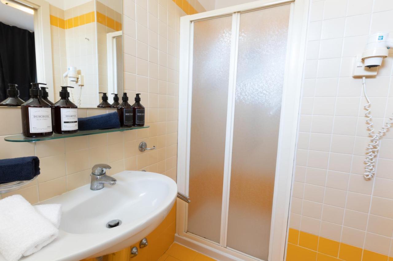 רימיני Residence Mimosa מראה חיצוני תמונה