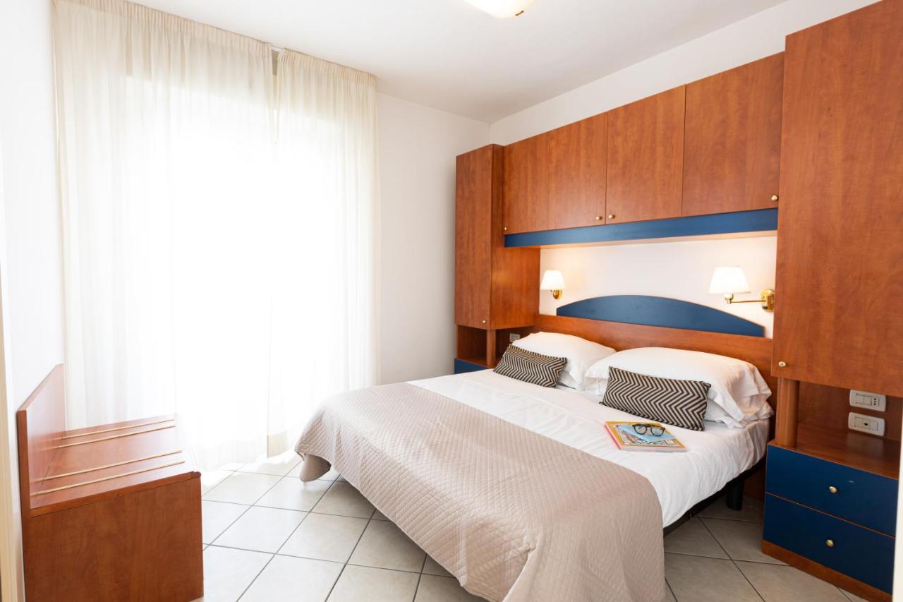 רימיני Residence Mimosa מראה חיצוני תמונה