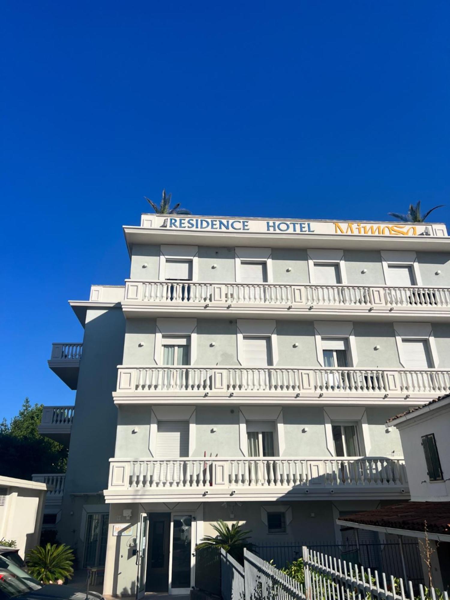 רימיני Residence Mimosa מראה חיצוני תמונה