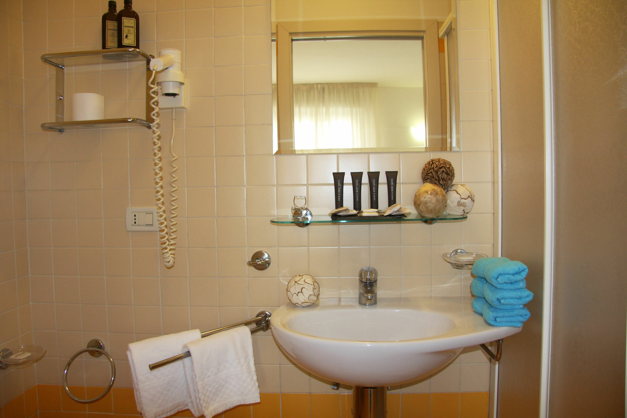רימיני Residence Mimosa מראה חיצוני תמונה